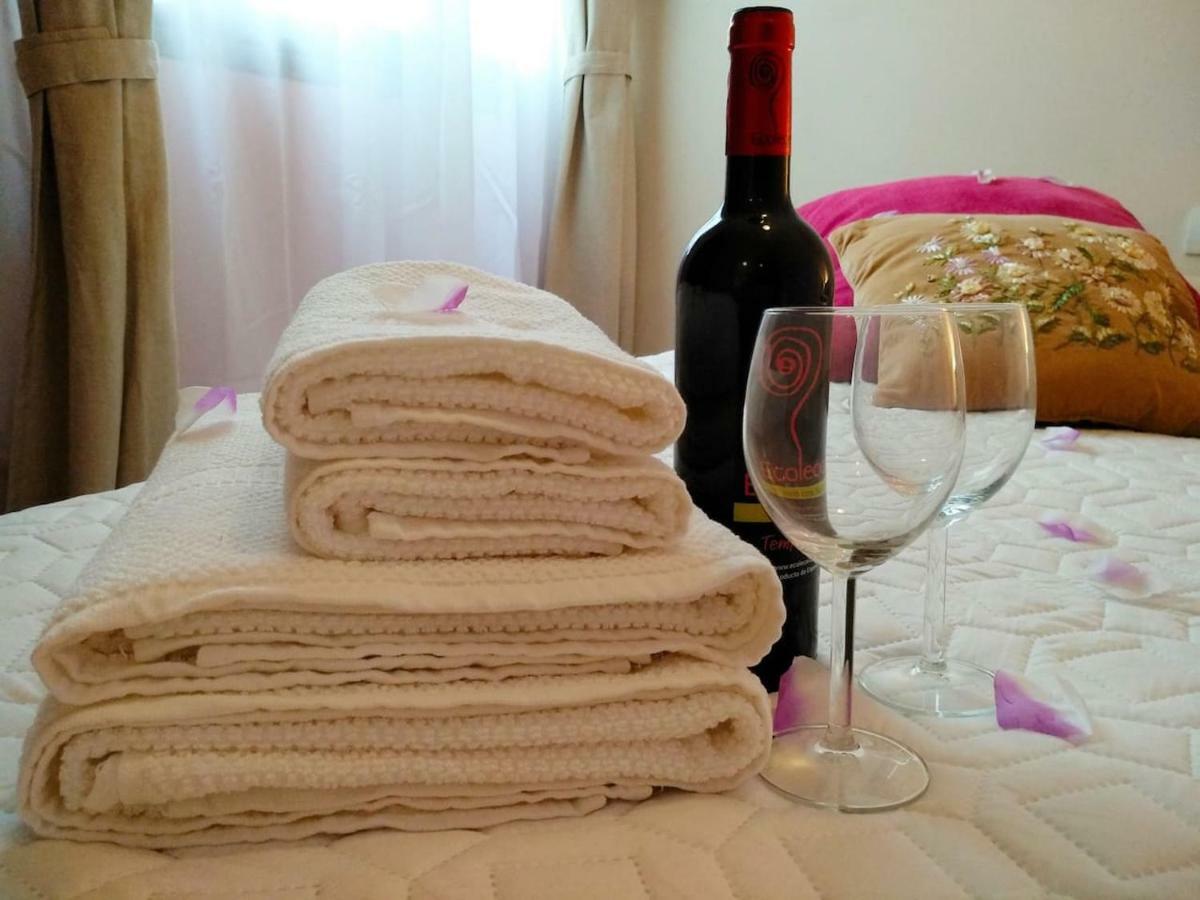 Bright Spacious Apartment, 2 Min Walk From Beach カンデラリア エクステリア 写真