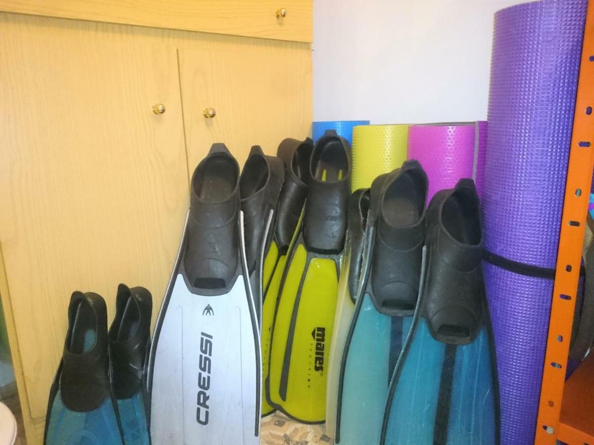 Bright Spacious Apartment, 2 Min Walk From Beach カンデラリア エクステリア 写真